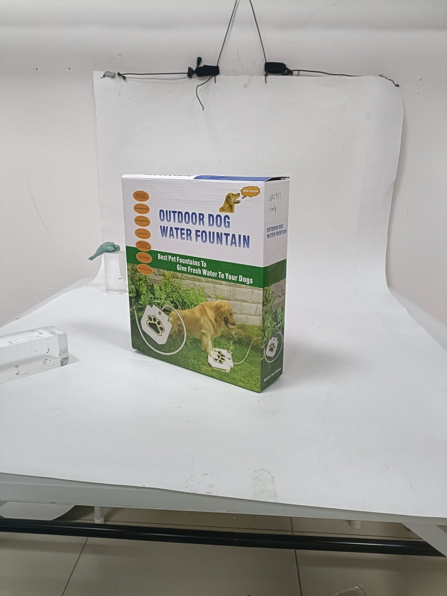 Dog Water Fountain Outdoor Dog Pet Water Dispenser Step-on Activated Sprinkler With Interactive Paw Pedal Valve For Drinking Water